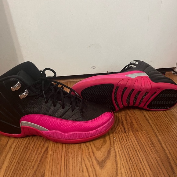 Jordan 12 Retro “Deadly Pink” - Picture 7 of 8